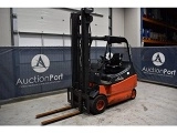 LINDE E 30/600 forklift