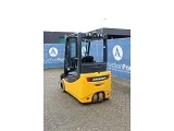 JUNGHEINRICH EFG 320 forklift