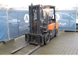 DOOSAN D 30 G forklift