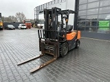 DOOSAN D 30 G forklift