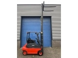 LINDE E 20 forklift