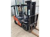 TOYOTA 02-8 FDF 25 forklift