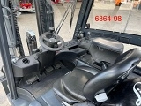 LINDE E30 forklift