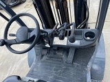 TOYOTA 06-8 FD 25 F forklift