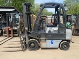 NISSAN UD 02 A 25 PQ Forklift
