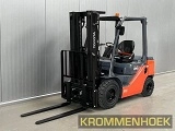 TOYOTA 52-8 FDF 25 forklift