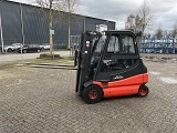 LINDE E 25 forklift