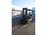 OM XE 50 forklift