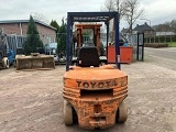 TOYOTA 02-5 FD 25 forklift