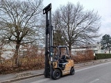 CATERPILLAR GP 25 forklift