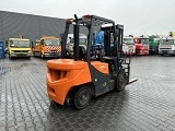 DOOSAN D 30 G forklift