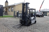 NISSAN U 1 D 2 A 20 LQ forklift