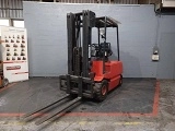 LINDE E 25 forklift