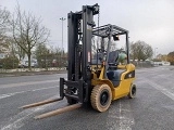 CATERPILLAR GP 20 forklift