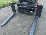 LINDE E 25 P forklift