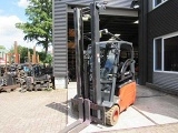 LINDE E18L forklift