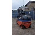 LINDE E 25 forklift