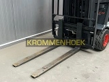 LINDE E 14 forklift