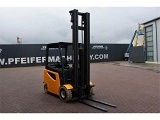 JUNGHEINRICH EFG 425 k forklift