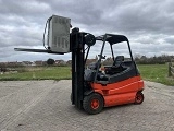 LINDE E30 forklift