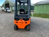 LINDE E25L forklift