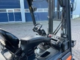 LINDE E25L forklift