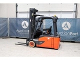 LINDE E16L forklift