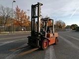 NISSAN EGH 02 F 30 U forklift