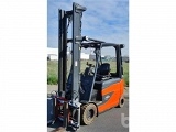 LINDE E30 forklift