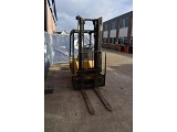 CATERPILLAR F 30 forklift