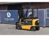 CATERPILLAR EP 25 K forklift