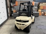 LINDE H 35 D forklift