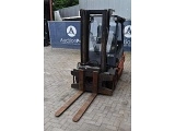 LINDE E30 forklift