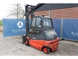 LINDE E30 forklift