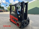 LINDE E30 forklift