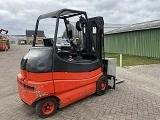 LINDE E30 forklift