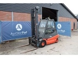 LINDE E30 forklift