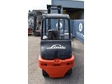 LINDE E30 forklift