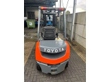 TOYOTA 02-8 FDF 25 forklift