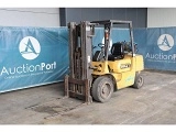 CATERPILLAR GP 30 forklift