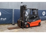 LINDE E30 forklift