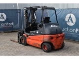 LINDE E30 forklift