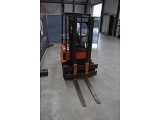 LINDE E15 forklift