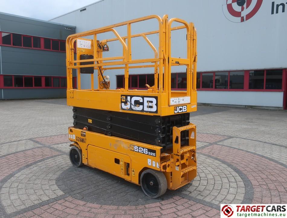 JCB S2632E scissor lift