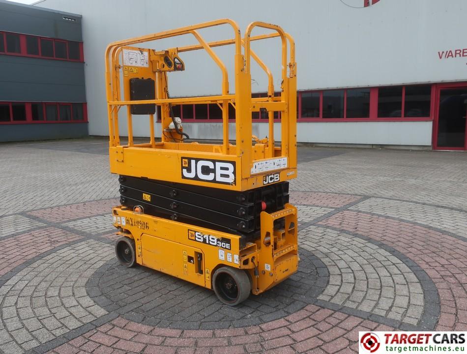 JCB S1930E scissor lift