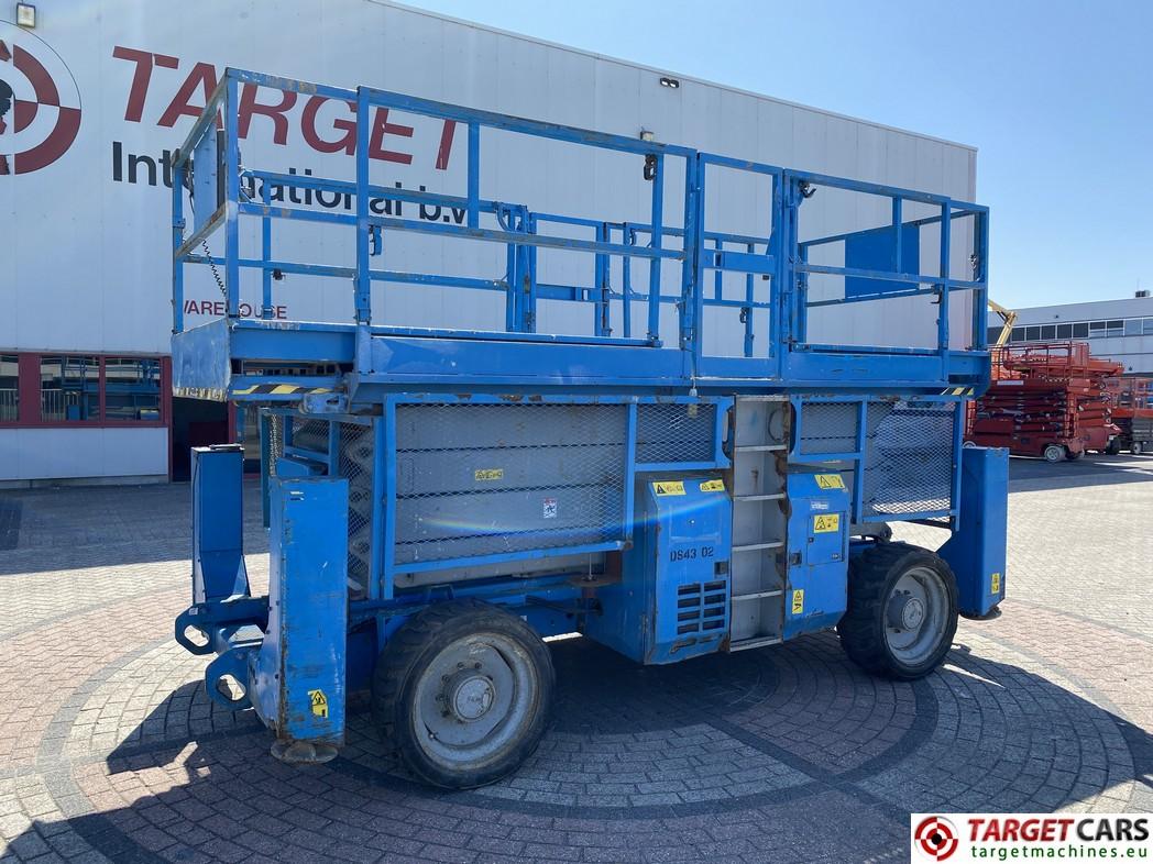 GENIE GS4390RT scissor lift