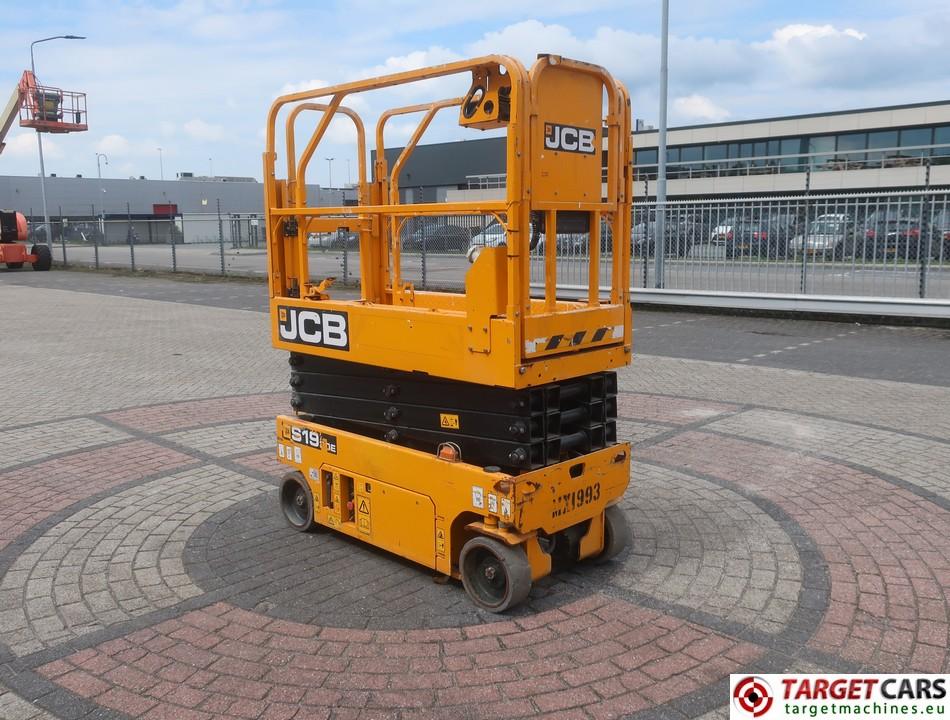 JCB S1930E scissor lift