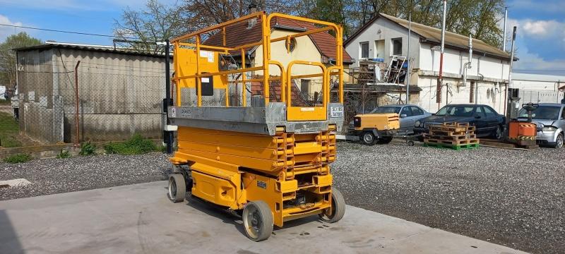 JLG 2646ES scissor lift