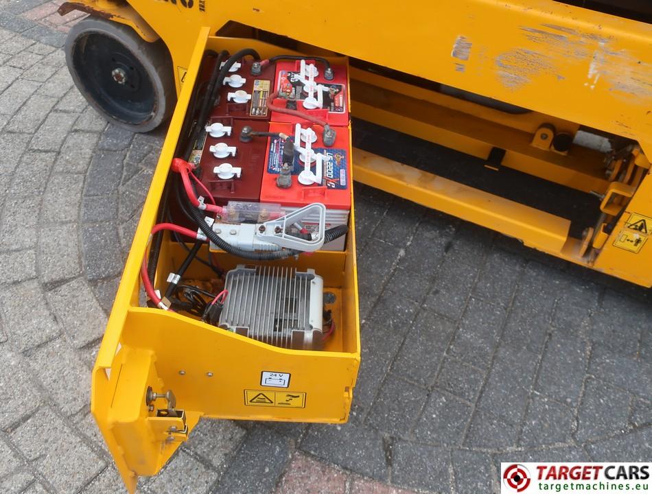 JCB S2632E scissor lift