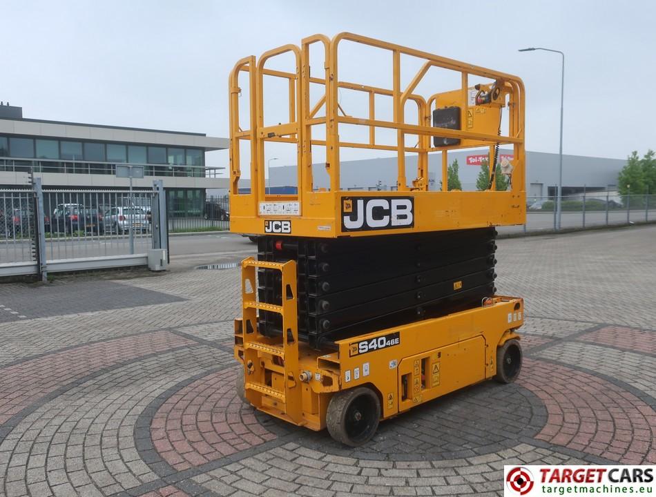 JCB S4046E scissor lift